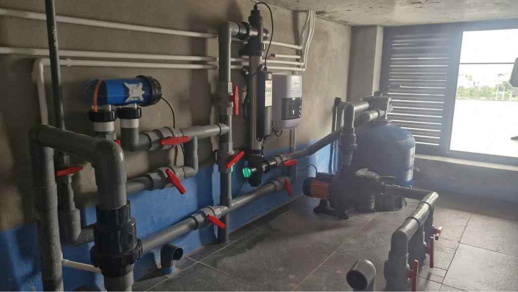Cấu trúc vật liệu bình lọc sợi thủy tinh Emaux V Series và nhựa HDPE MFV Series
