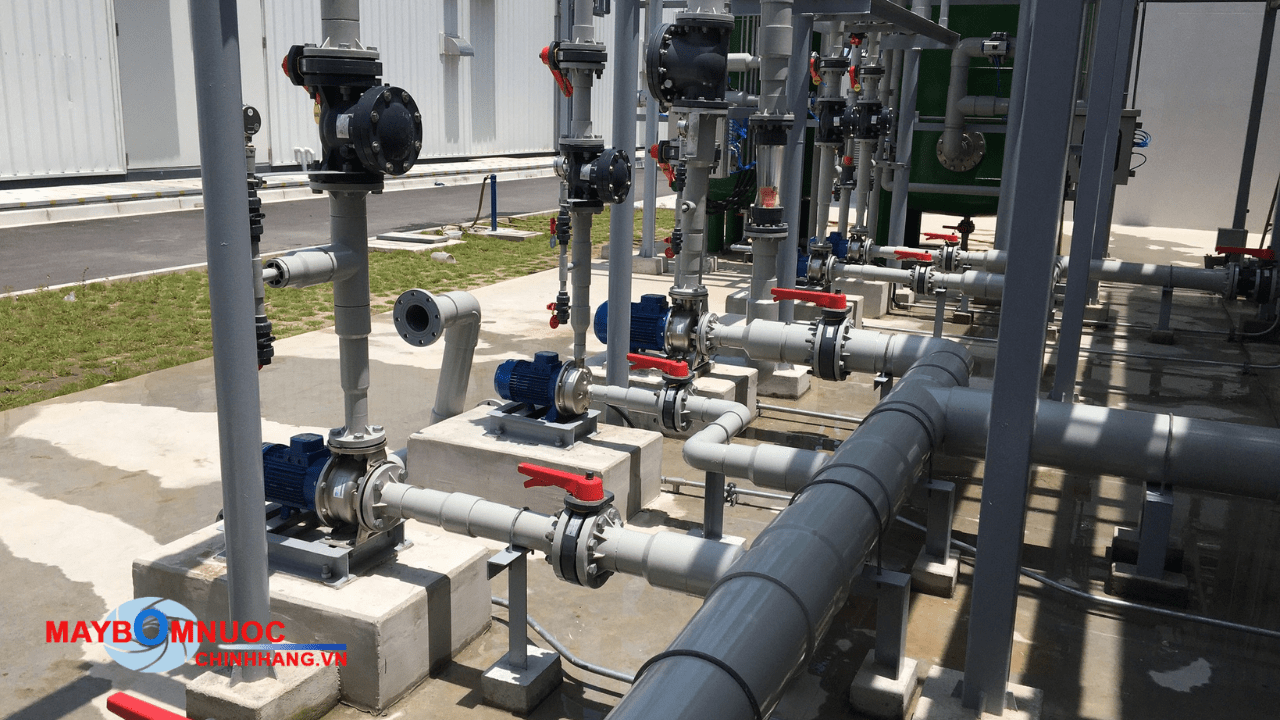 Chi tiết đầu bơm inox 304 chống ăn mòn Cấu tạo đầu inox của bơm Ebara 3M 50-200/15