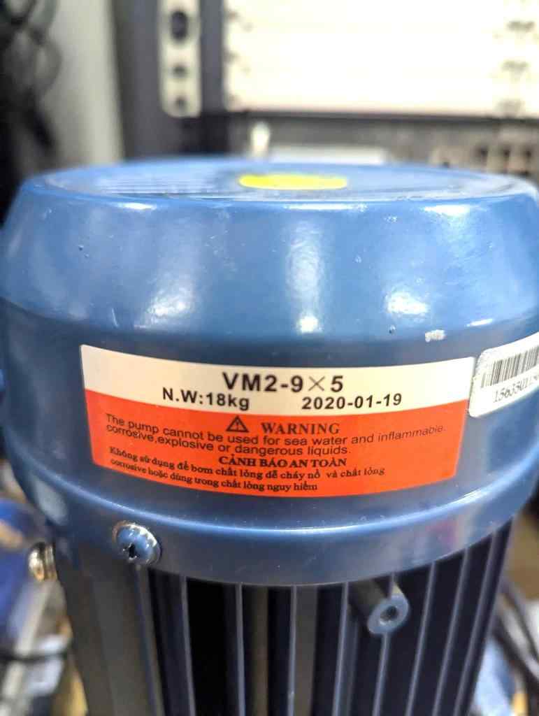 Ảnh thực tế máy bơm trục đứng Ewala VM 2