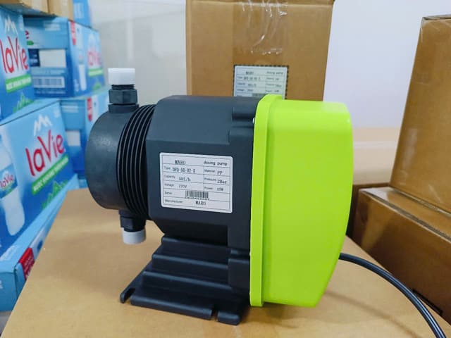 Ảnh thực tế máy bơm định lượng Maro DFD 2