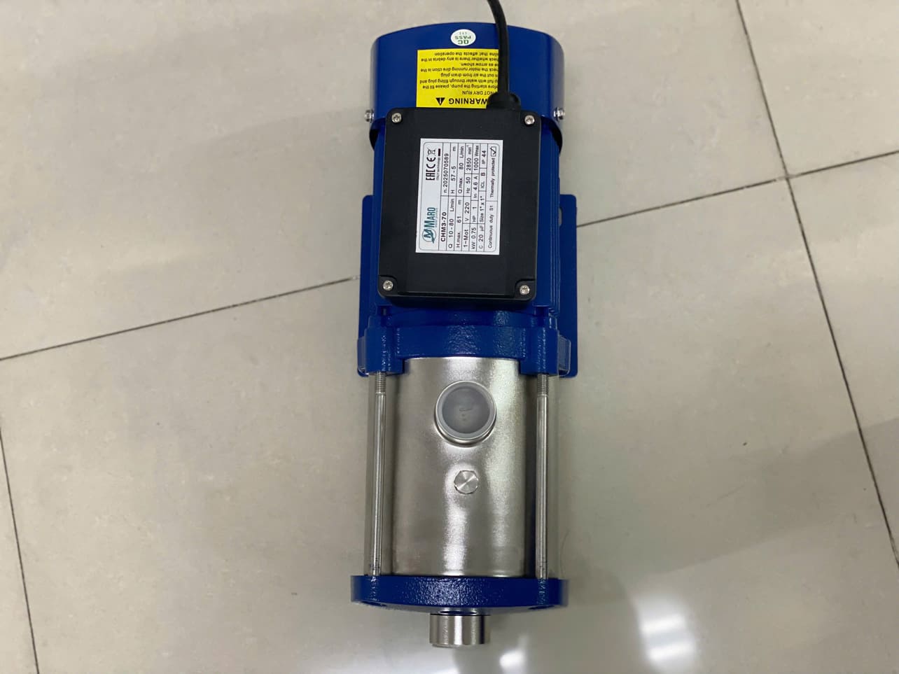 Ảnh thực tế máy bơm đa tầng cánh inox Maro CHM 6