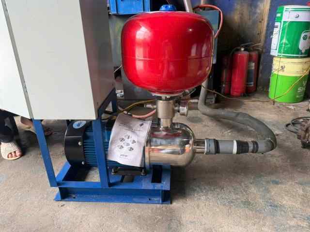 Máy bơm trục ngang đa tầng cánh CNP CHL2-40