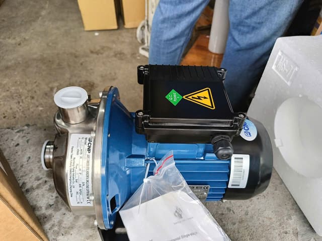 Máy bơm ly tâm trục ngang đầu Inox CNP MS60/0.55 (220V)