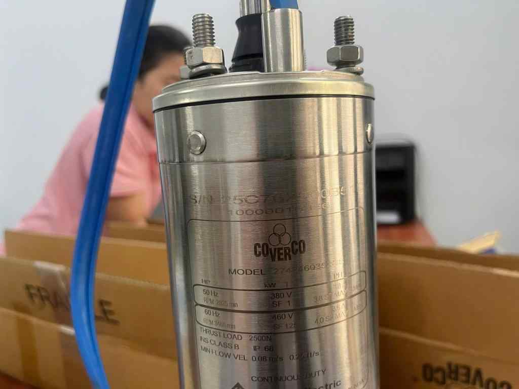 Ảnh thực tế máy bơm hỏa tiễn giếng khoan Coverco 3
