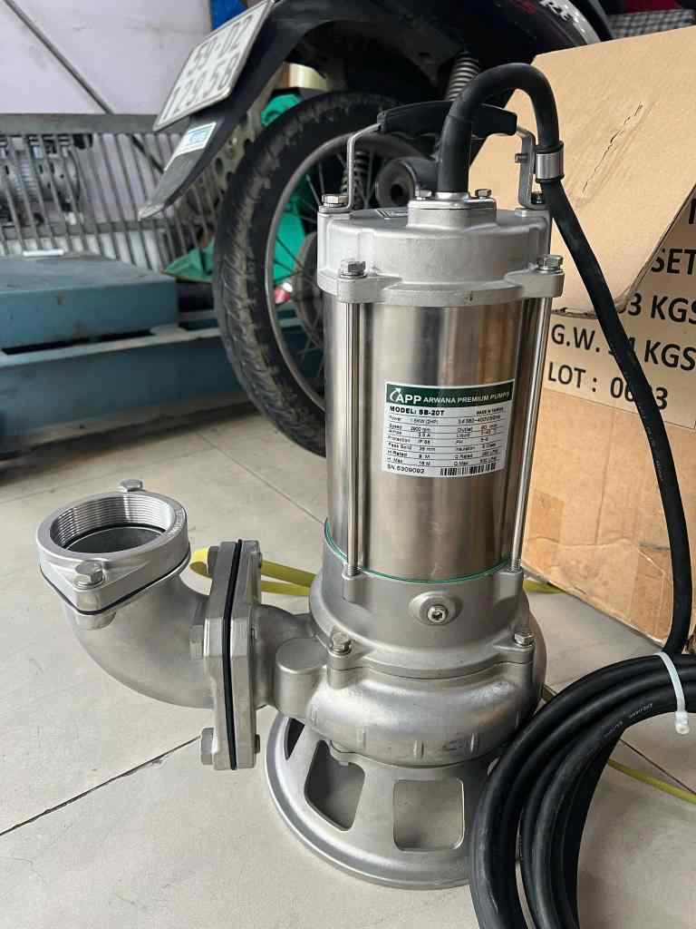 Ảnh thực tế máy bơm chìm inox APP SB 5