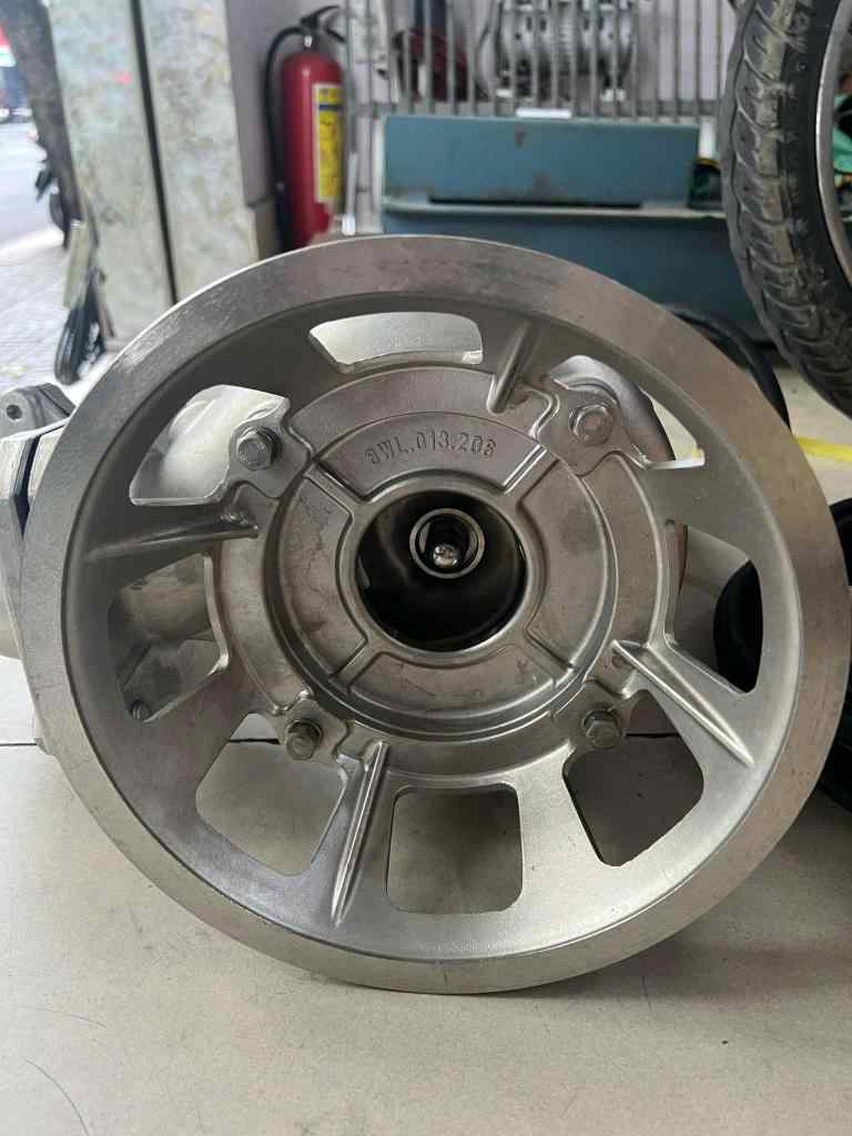 Ảnh thực tế máy bơm chìm inox APP SB 6