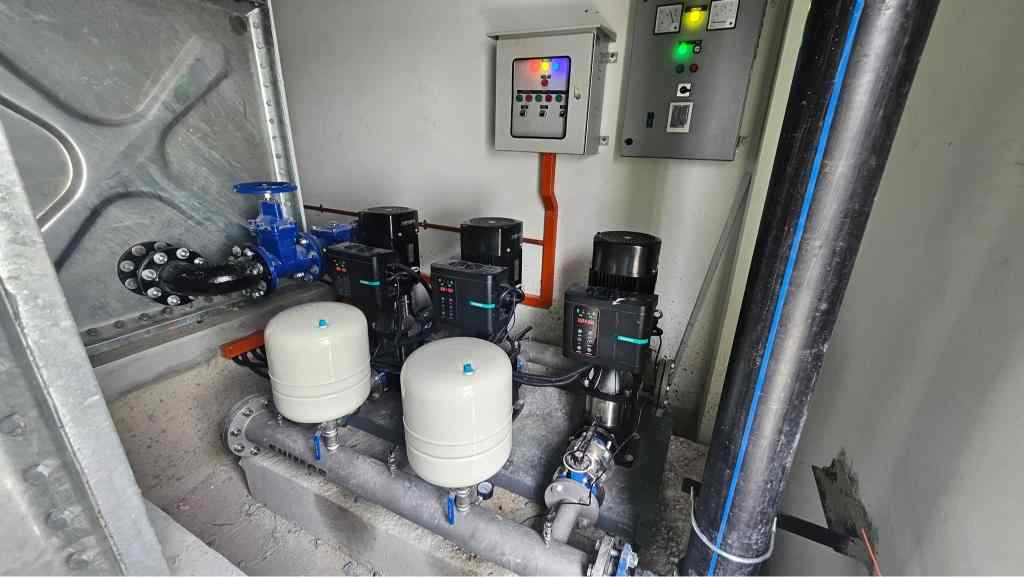 Ảnh thực tế máy bơm trục đứng Shimge BL BLT 2